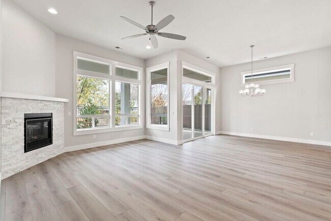 Building Photo - 10692 W Bell Fountain Dr