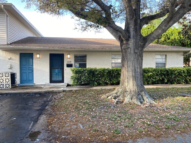 Building Photo - 6248 Gretna Green Ct N