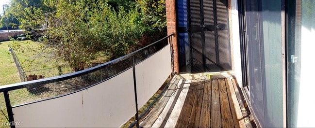Building Photo - 1 br, 1 bath - 3012 Chamberlayne Ave