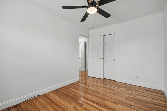 Building Photo - 11247 Fawnhaven Dr