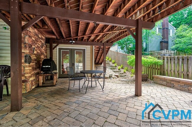 Building Photo - 1609 Forest Hill Ct
