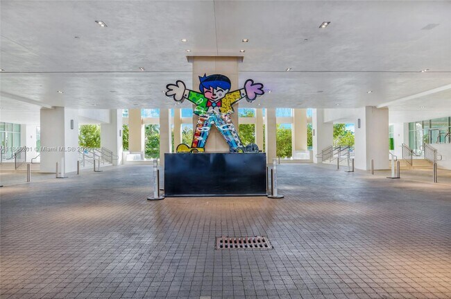 Building Photo - 300 Sunny Isles Blvd
