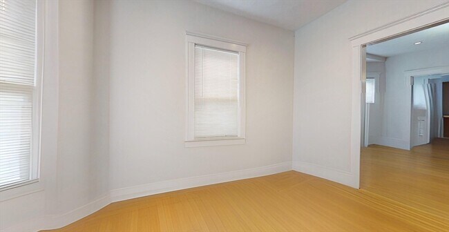 Building Photo - 34 Saranac St