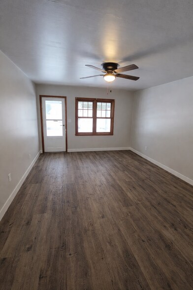 Building Photo - 1464 Grand Ave