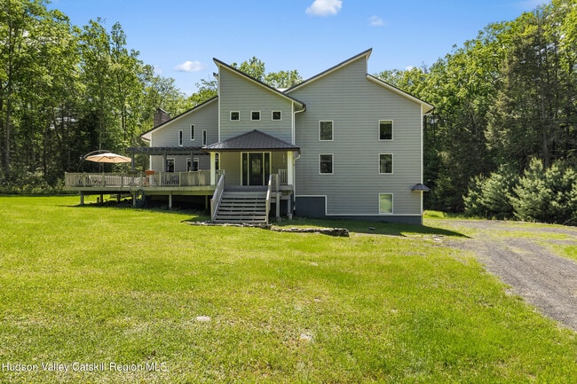 Building Photo - 269 Brown Rd