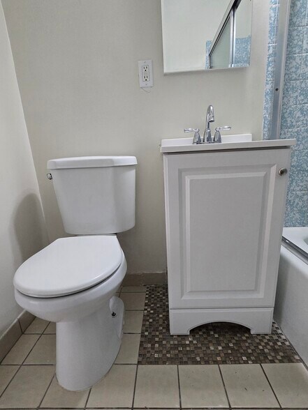 Bathroom - 14510 Placid Dr