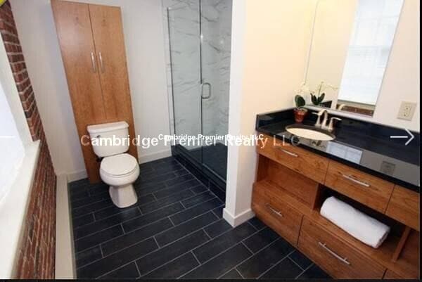 Building Photo - 21 Cottage Park Ave