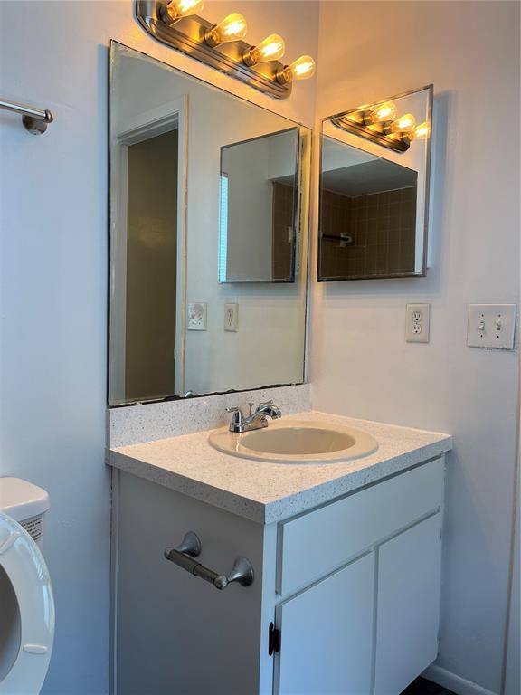Building Photo - 11747 Whitewing Ct