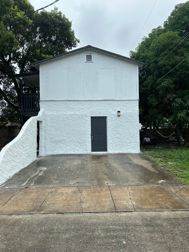 Primary Photo - 274 Bayberry Dr