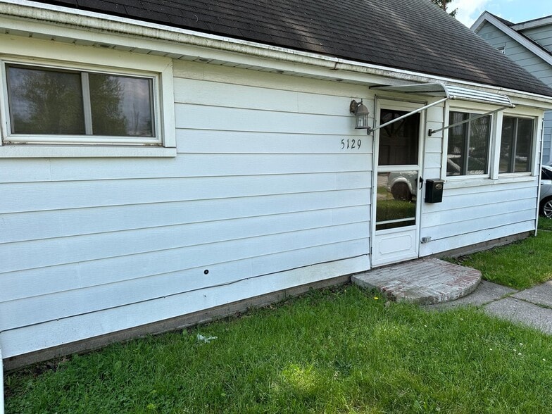 Building Photo - 5129 Wissman Rd