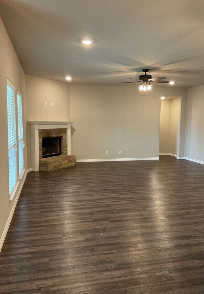 Building Photo - COMING SOON!