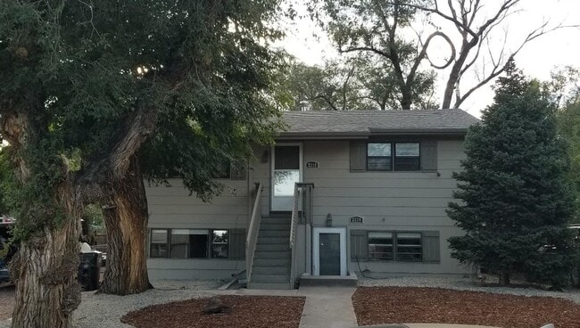 Building Photo - 2218 Cooper Ave