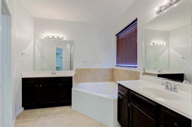 Building Photo - 127 Clearmont Pl