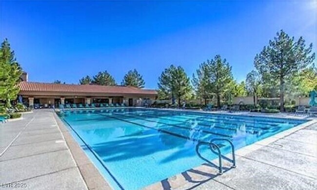 Building Photo - 8512 Desert Holly Dr