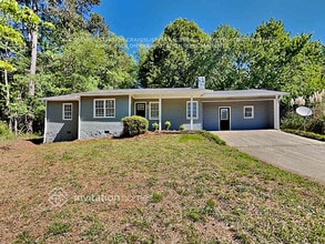 Building Photo - 8594 Autumn Leaf Dr