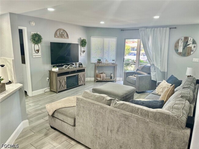 Building Photo - 3100 Seasons Way