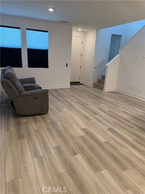 Building Photo - 3930 Lavine Wy