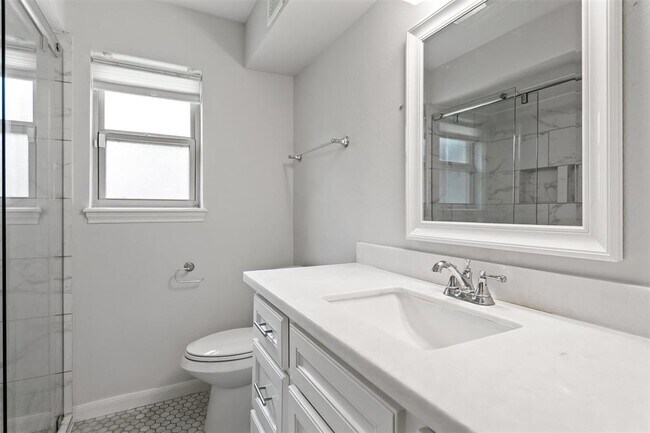 Building Photo - 4414 Belle Glade Dr