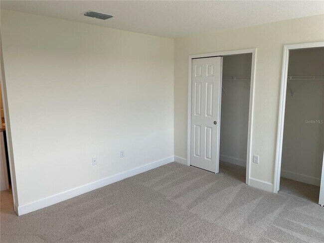 Building Photo - 193 Holly Village Dr