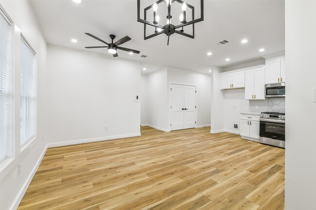Building Photo - 7486 Stanwick Dr