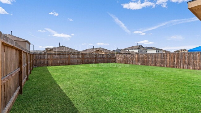 Building Photo - 6819 Rondo Measure