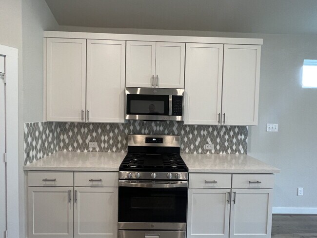 Building Photo - 4443 Stark Aly