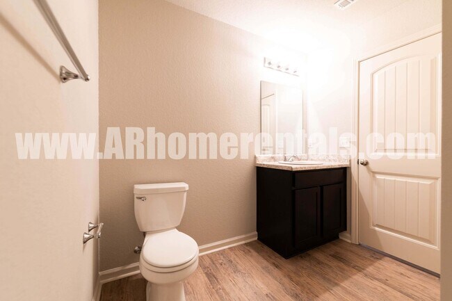 Building Photo - 1140 Rockwell Dr