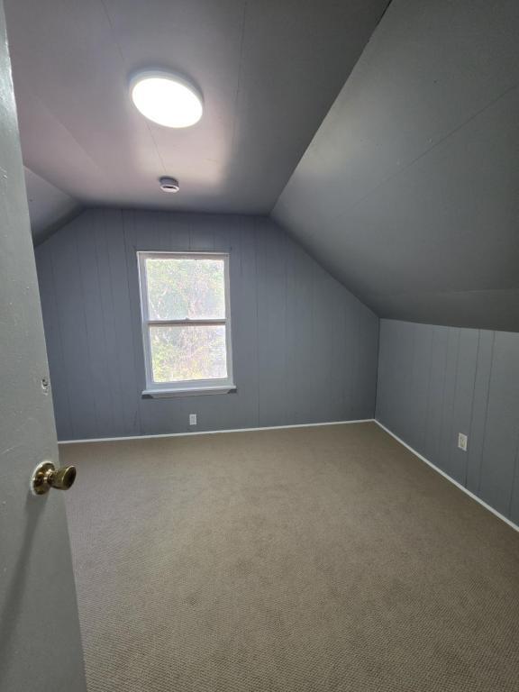 Building Photo - 111 Oakhill St