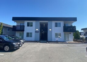Building Photo - Centrally Located Apartments in Burien!