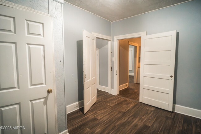 Building Photo - 3440 Brookdale Ave