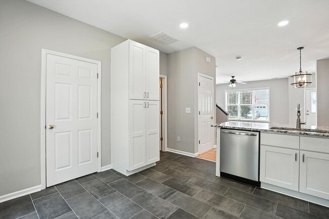 Building Photo - Available NOW!! 1913 Bargate Way, Raleigh ...