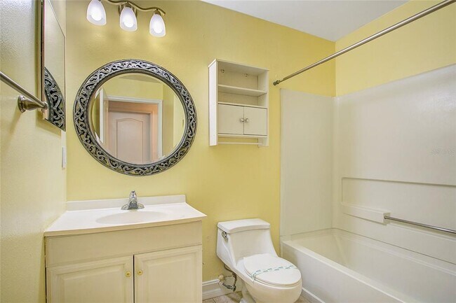 Building Photo - 2053 Dixie Belle Dr