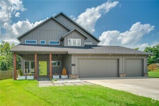 Building Photo - 612 S 58th Ct