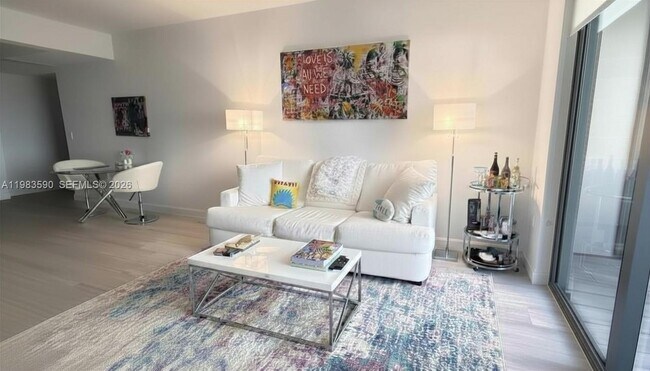 Building Photo - 45 SW 9th St