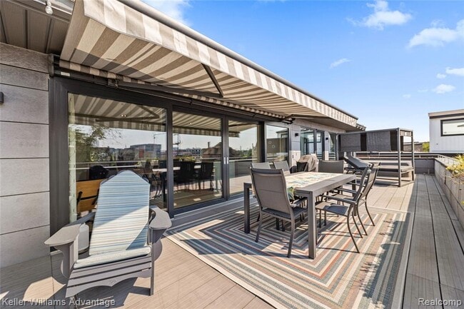 Building Photo - 284 Eliot St