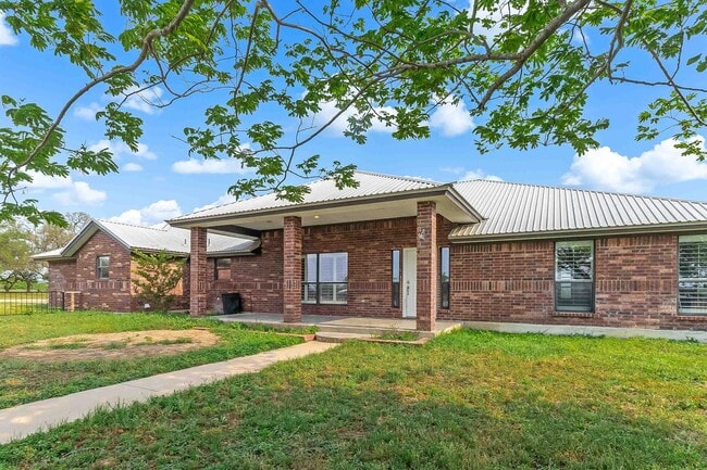 Building Photo - 8321 Co Rd 200