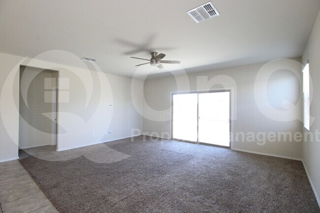 Building Photo - 2455 E Alida Dr