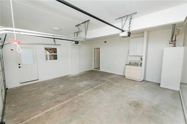 Building Photo - 5664 Jackson Knoll Trace NW