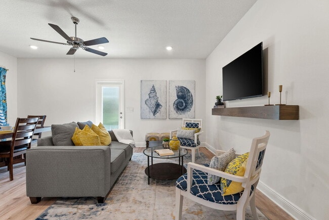 Building Photo - 183 Sandhill Pines Dr