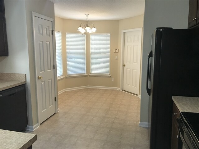 Building Photo - 3699 Silver Bluff Blvd
