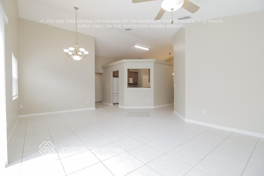 Building Photo - 428 Lancers Dr