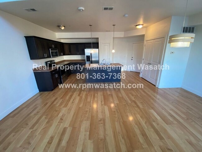 Building Photo - 4538 S Jordan Pkwy