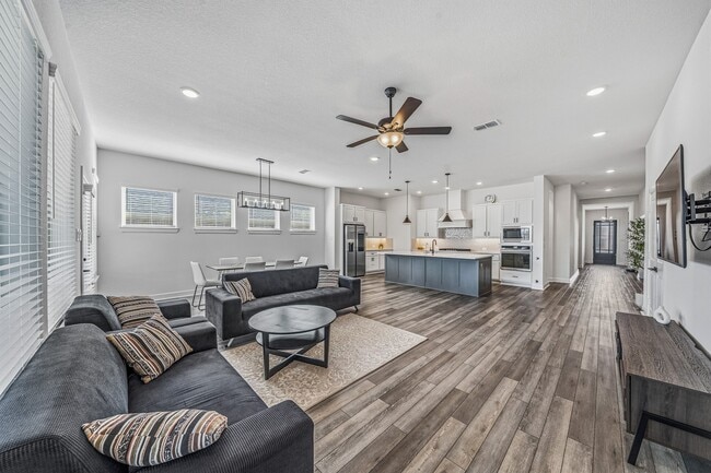 Building Photo - 7415 Denali Dr