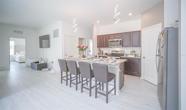 Building Photo - 825 Orchid Grove Blvd