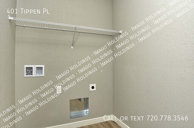 Building Photo - 401 Tippen Pl