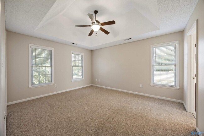Building Photo - 115 Medicine Bend Ct