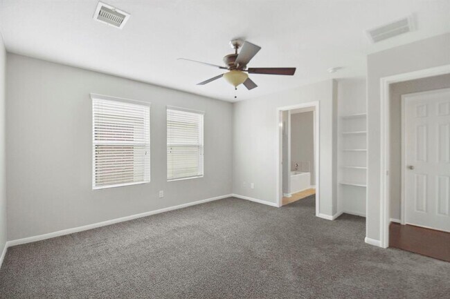 Building Photo - 9820 Lace Flower Way