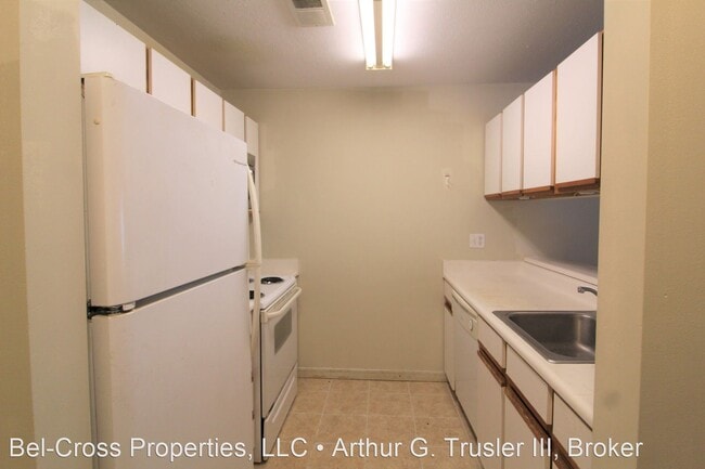 Building Photo - 4 br, 4 bath House - 4207 University Commo...