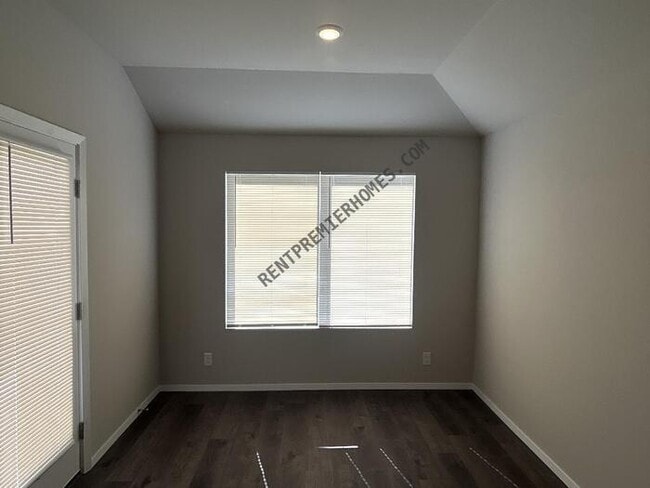 Building Photo - 29156 E 79th Pl S