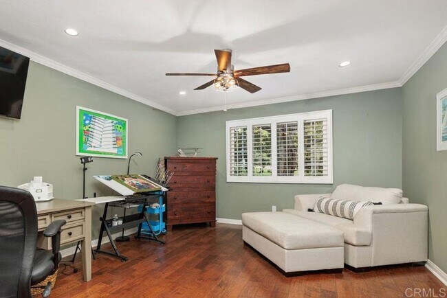 Building Photo - Remodeled 3BR/2BA Condo in the Heart of Ra...